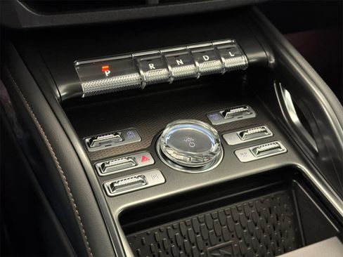 New 2026 Lincoln Nautilus Premier image 28