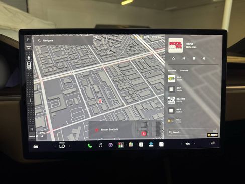 Used 2023 Tesla Model X AWD/4WD image 39