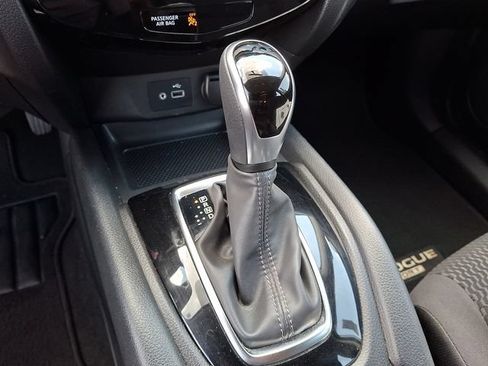 Used 2019 Nissan Rogue Sport S AWD/4WD image 11