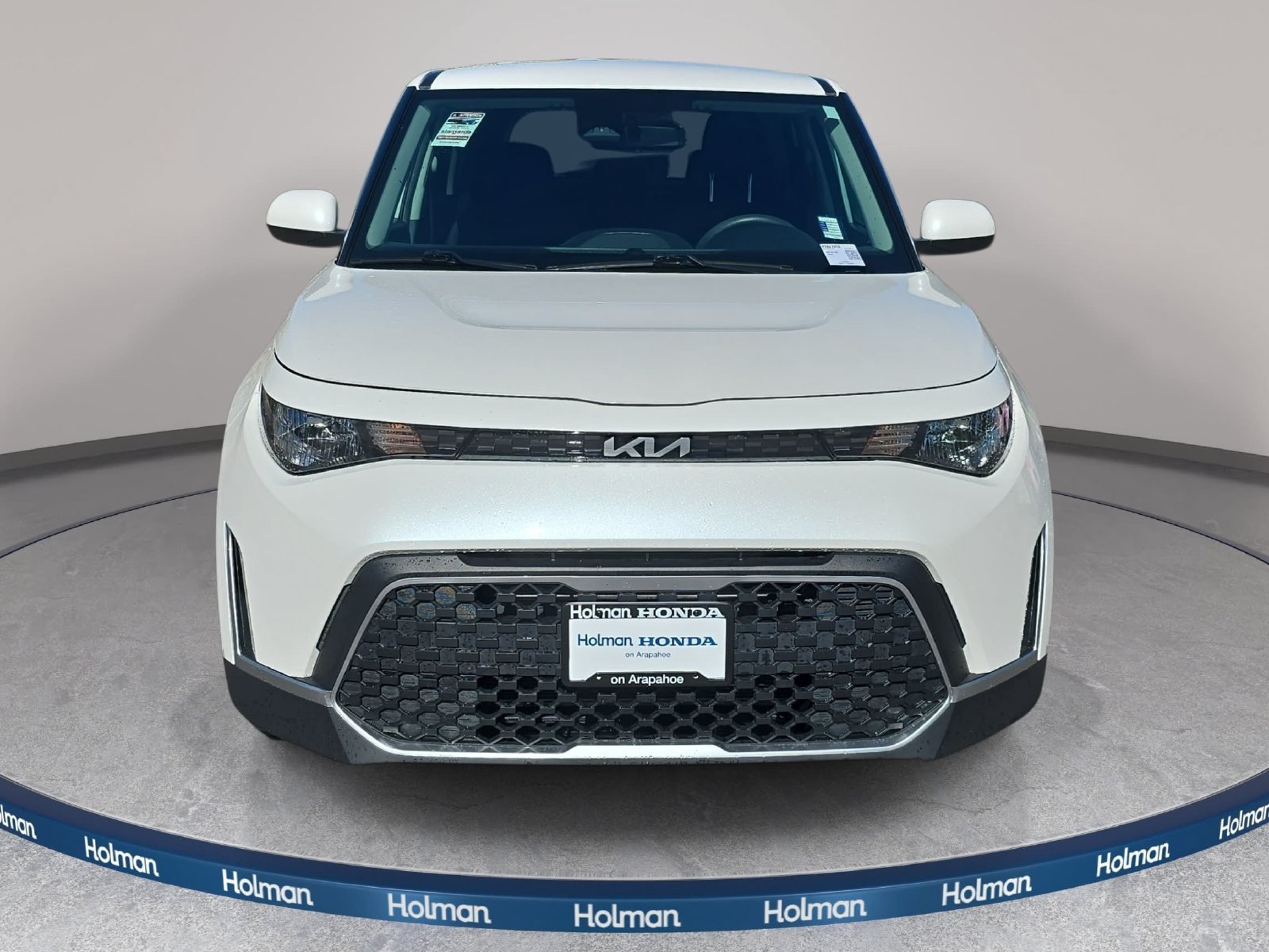 Used 2023 Kia Soul LX w/ LX Technology Package FWD image 3