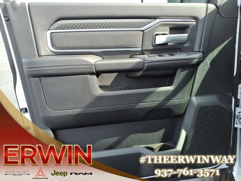 New 2026 RAM 3500 Big Horn AWD/4WD image 8