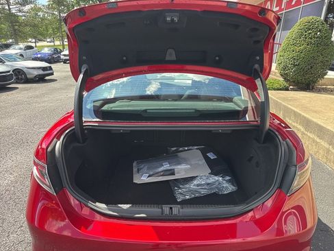 New 2025 Alfa Romeo Giulia AWD w/ Driving Assist Package image 22