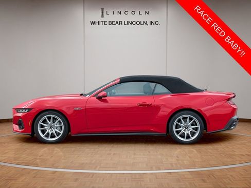 Used 2025 Ford Mustang GT Premium image 8