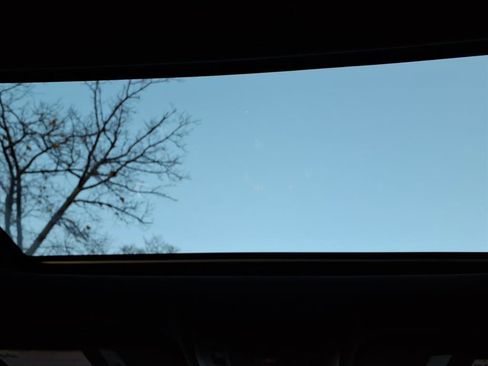 Used 2023 Lexus IS 350 F Sport image 11