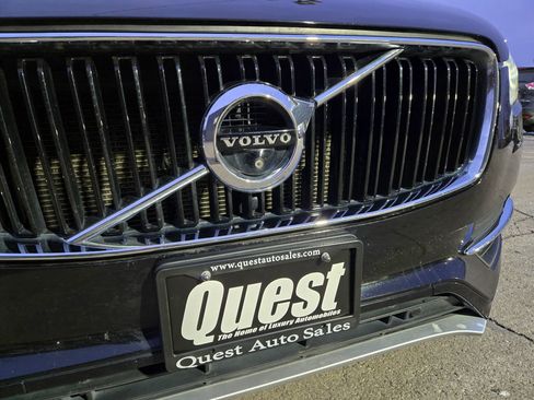 Used 2018 Volvo XC90 T6 Momentum w/ Convenience Package image 18