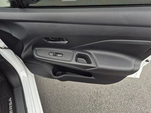 Used 2025 Nissan Versa SV w/ Trunk Package FWD image 29