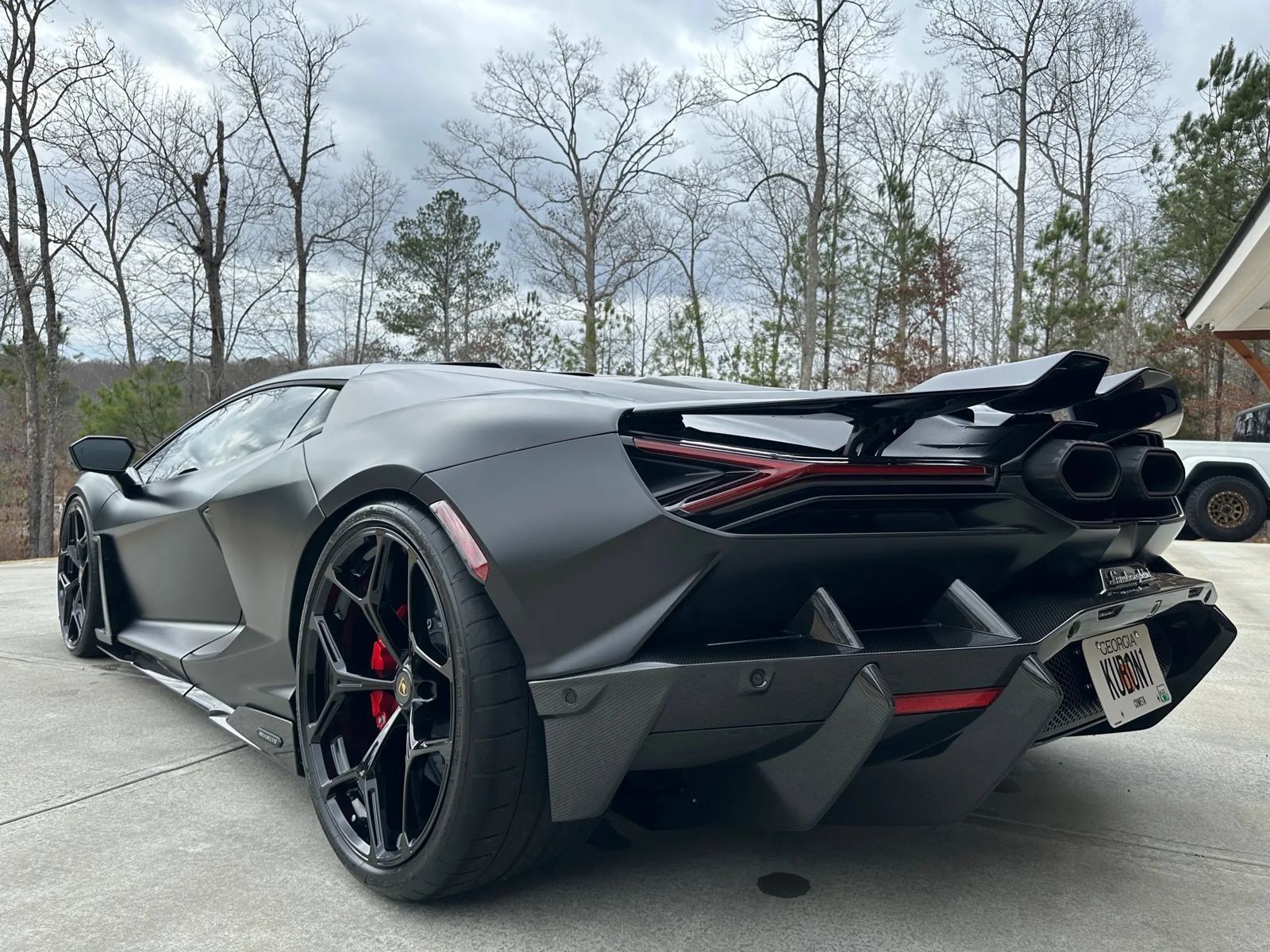 Used 2024 Lamborghini Revuelto AWD/4WD image 35