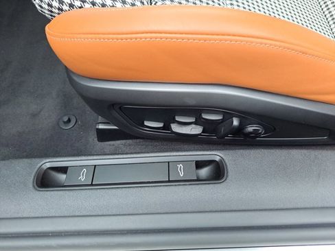 Certified 2024 Porsche 911 Targa 4S image 20