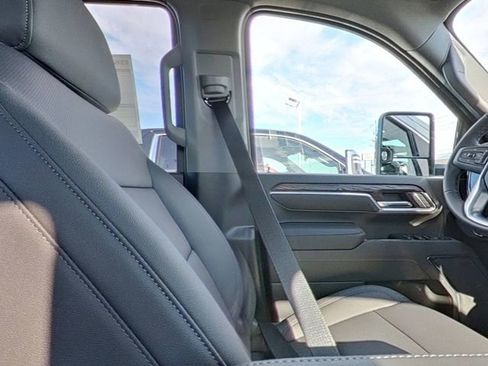 New 2026 GMC Sierra 2500 SLT AWD/4WD image 28