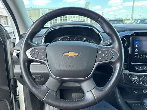 Used 2021 Chevrolet Traverse Premier image 20