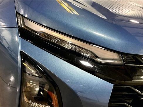 Certified 2025 Chevrolet Equinox RS FWD image 4