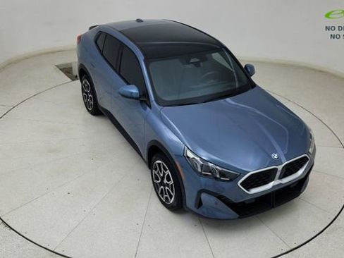 Used 2025 BMW X2 xDrive28i AWD/4WD image 75