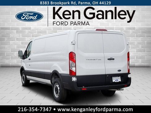 New 2025 Ford Transit 250 Low Roof RWD image 7