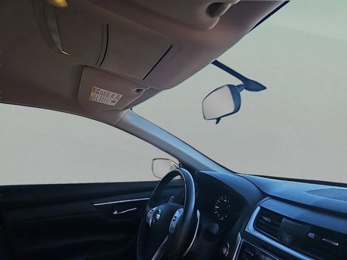 Used 2017 Nissan Altima 2.5 SR image 26