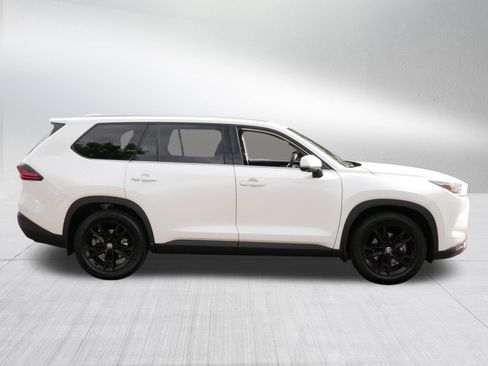 Used 2025 Toyota Grand Highlander AWD Hybrid image 8