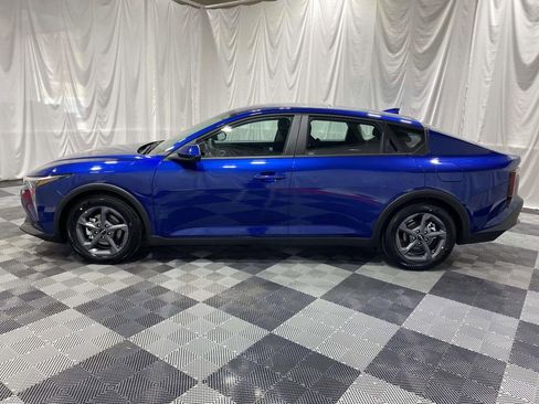 New 2026 Kia K4 FWD image 2