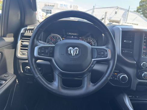 Used 2019 RAM 1500 Big Horn AWD/4WD image 12