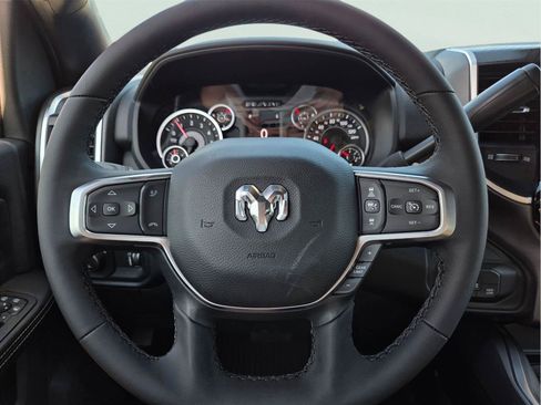 New 2026 RAM 2500 Big Horn AWD/4WD image 20