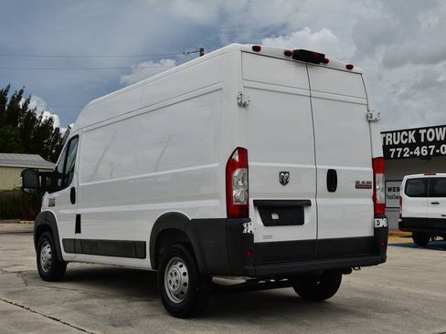 Used 2017 RAM ProMaster 1500 FWD image 5