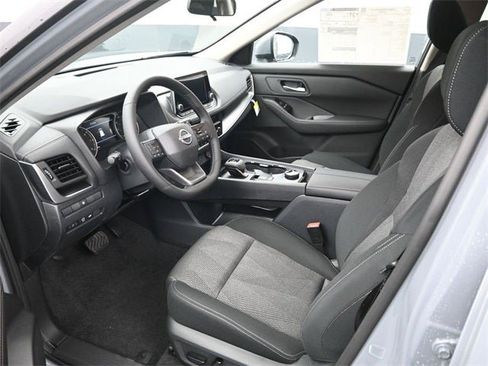 New 2026 Nissan Rogue SV image 9