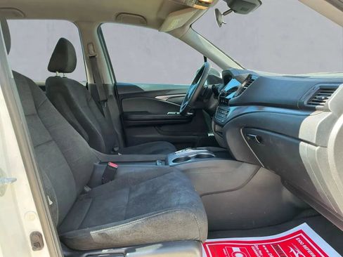 Used 2021 Honda Pilot EX image 22