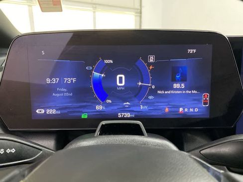 Used 2024 Chevrolet Equinox EV RS image 28