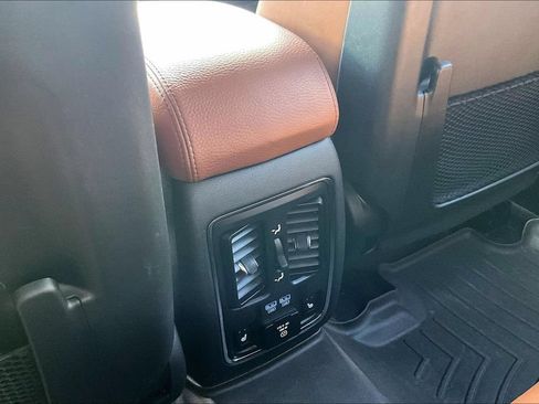 Used 2019 Jeep Grand Cherokee Summit w/ Platinum Series Group AWD/4WD image 32