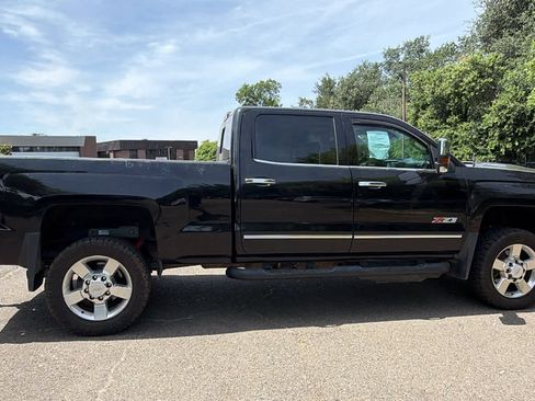 Used 2017 Chevrolet Silverado 2500 LTZ w/ Duramax Plus Package AWD/4WD image 4