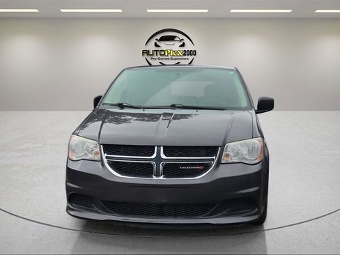 Used 2017 Dodge Grand Caravan SE w/ Power Window Group image 2