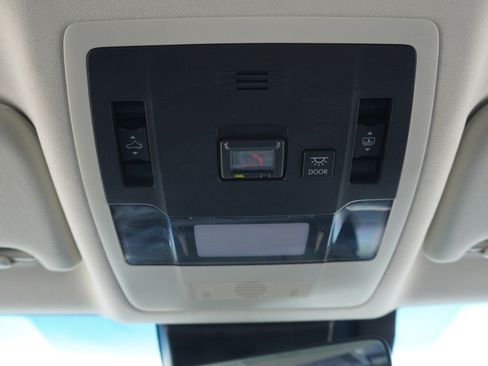 Certified 2022 Lexus ES 350 Ultra Luxury w/ Accessory Package 2 FWD image 28