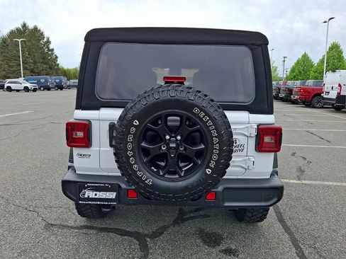 Used 2022 Jeep Wrangler Unlimited Sport AWD/4WD image 7