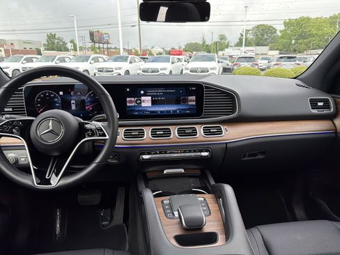 Certified 2025 Mercedes-Benz GLE 450 4MATIC image 26