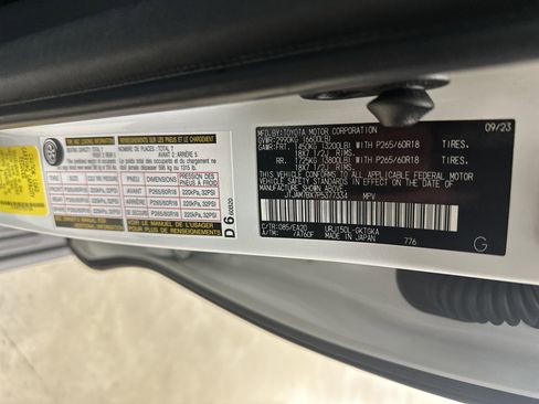 Certified 2023 Lexus GX 460 Premium w/ Premium Package image 36