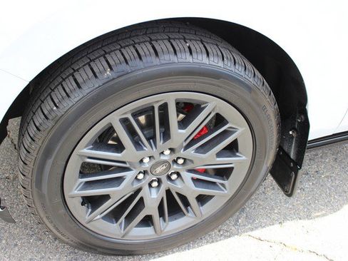 Used 2025 Ford Expedition Max Platinum w/ Stealth Performance Package AWD/4WD image 2
