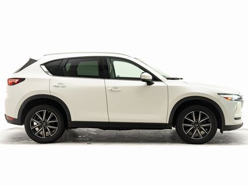 Used 2017 MAZDA CX-5 Grand Touring w/ Premium Package image 2
