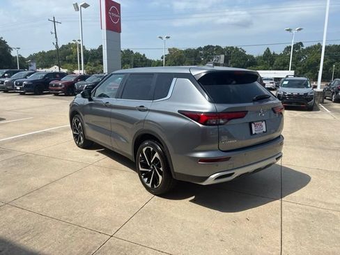Used 2024 Mitsubishi Outlander SE FWD image 5