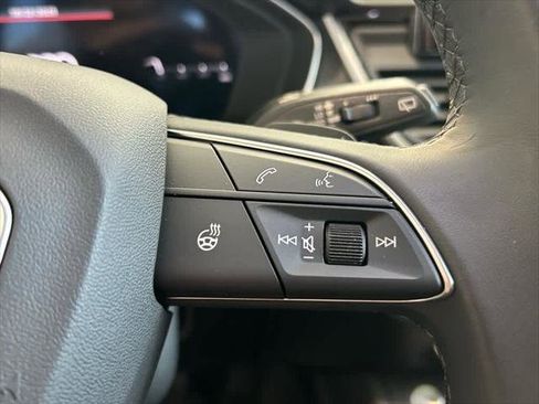 Certified 2025 Audi Q5 Premium image 16