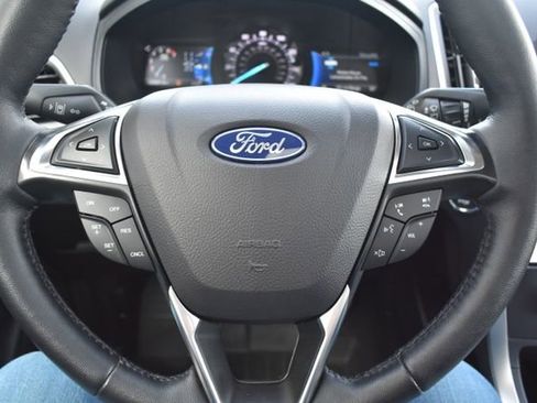 Used 2024 Ford Edge SEL w/ Convenience Package image 21