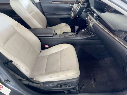 Used 2013 Lexus ES 350 4dr Sdn image 27