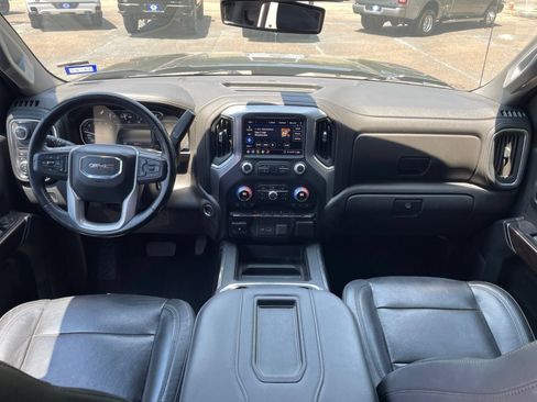 Used 2020 GMC Sierra 1500 SLT RWD image 26