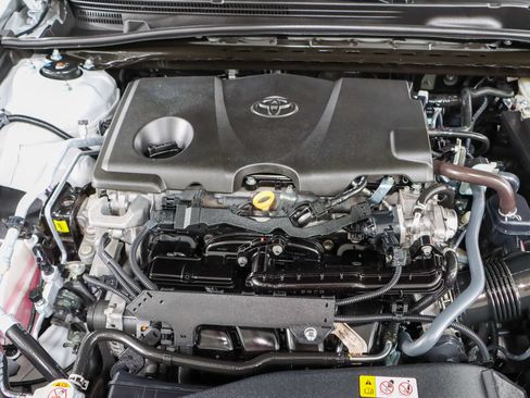 Used 2024 Toyota Camry SE FWD image 28