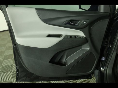 Used 2024 Chevrolet Equinox LS w/ LS Convenience Package image 20