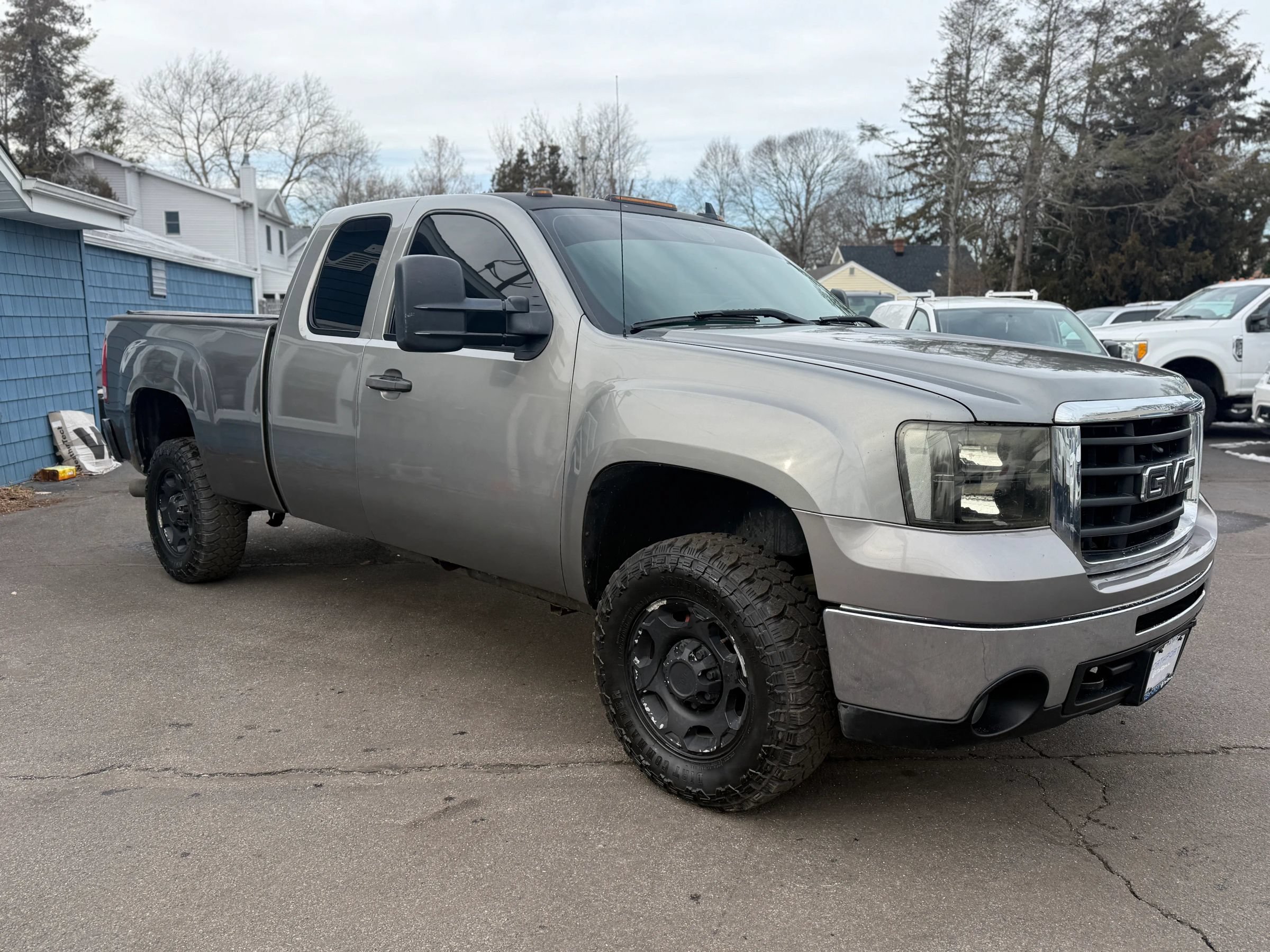 Used 2008 GMC Sierra 2500 SLE w/ SLE2 Preferred Package AWD/4WD image 9