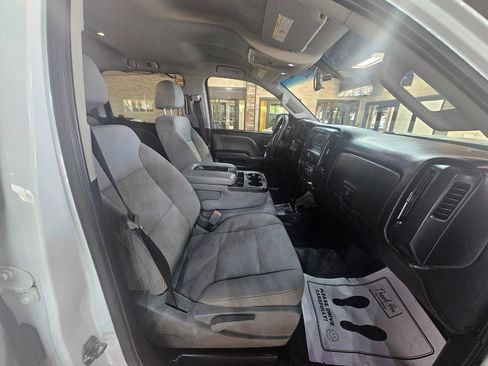 Used 2019 Chevrolet Silverado 2500 W/T w/ WT Convenience Package image 11