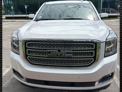 Used 2019 GMC Yukon SLE w/ SLE Value Package