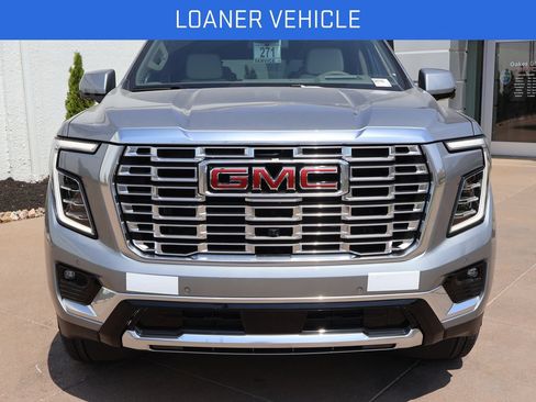 New 2026 GMC Yukon Denali AWD/4WD image 2