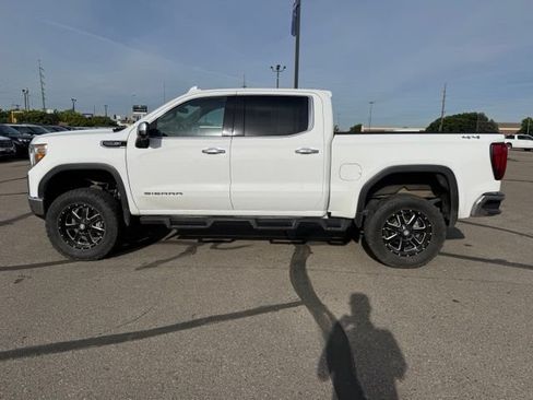 Used 2019 GMC Sierra 1500 SLT w/ SLT Premium Plus Package AWD/4WD image 8
