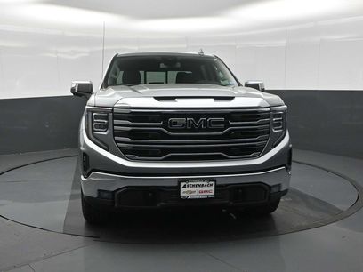 New 2026 GMC Sierra 1500 SLT w/ SLT Convenience Package