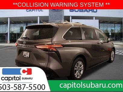 Used 2023 Toyota Sienna Platinum