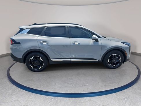 Used 2026 Kia Sportage EX w/ EX Panorama Roof Package FWD image 4